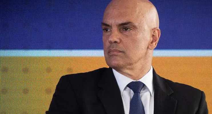 Moraes inclui Bolsonaro em inquérito por suspeita de incitar ações golpistas