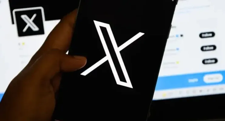 Moraes multa X e Starlink em R$ 5 mi por dia por 'truque' contra bloqueio