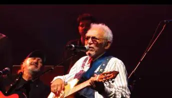 Morre Paulo Diniz, figura da MPB por trás de 'Pingos de Amor', aos 82 anos