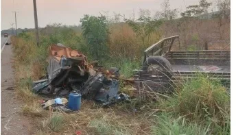 Motorista morre em acidente, e irmão da vítima mata os sobreviventes a tiros