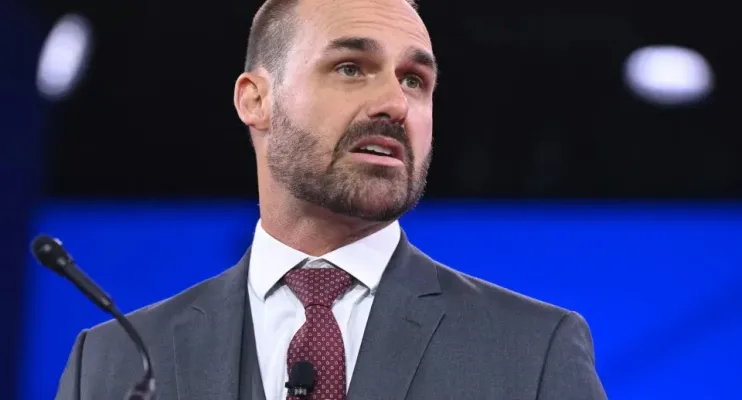 Motta sobre Eduardo Bolsonaro: 'Não há mandato a distância' no regimento