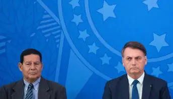 Mourão nega que vá passar a faixa a Lula: 'Não sou o presidente'