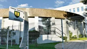 MPES cobra transparência de votações em sessões da Câmara da Serra