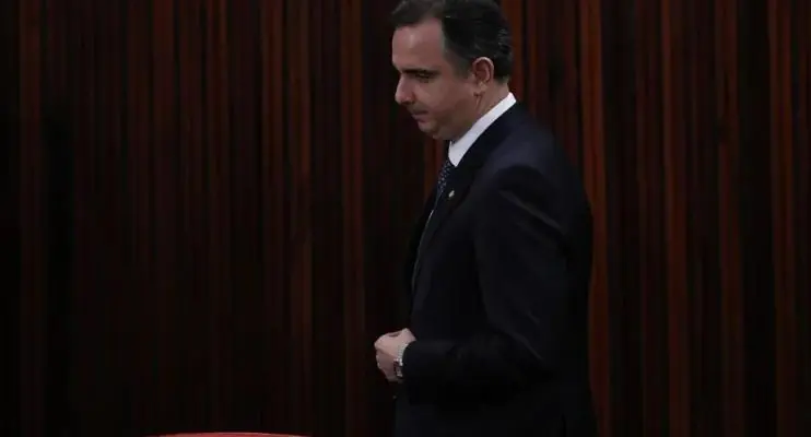 Mudança na Lei das Estatais abriria brecha para políticos em 700 cargos