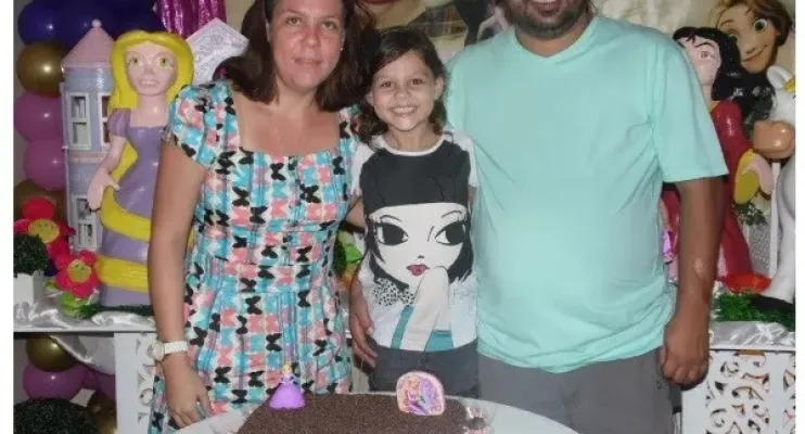 Mulher é condenada a 54 anos de prisão por mandar matar a irmã, a sobrinha e o cunhado