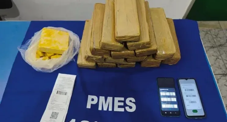 Mulher é presa em São Mateus no ônibus da Águia Branca com maconha e cocaína 