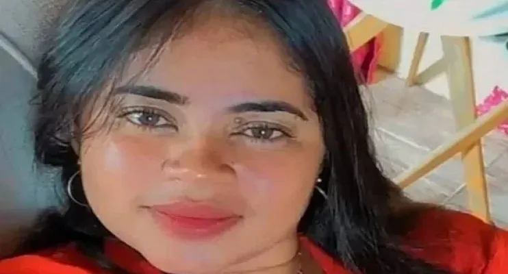 Mulher é suspeita de roubar cabelo de cadáver para fazer alongamento