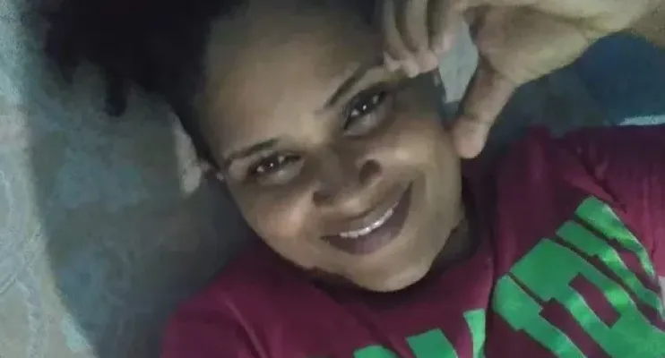 Mulher morre após comer feijão envenenado na BA; família acusa ex, que também teria comido alimento