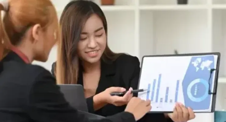Mulheres ampliam presença no mercado financeiro e assumem papel de liderança nos negócios