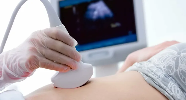 Mulheres que sofrem aborto espontâneo relatam maus-tratos por profissionais de saúde