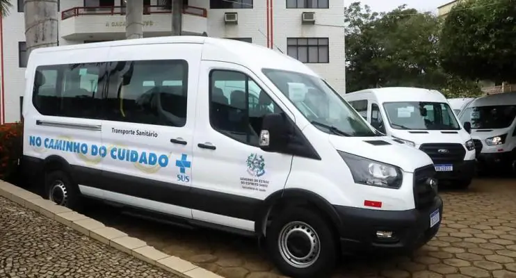 Municípios das microrregiões Rio Doce, Centro-Oeste e Noroeste recebem equipamentos e vans para transporte sanitário