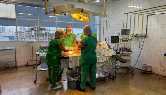 Mutirão realiza 80 cirurgias oftalmológicas no Hospital Geral de Linhares