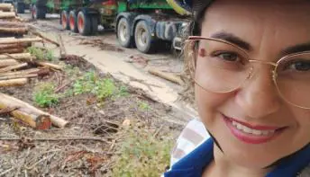 Na Estrada Com Elas: primeiras motoristas capacitadas pelo programa já atuam no transporte de cargas florestais