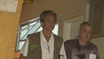 Na primeira noite preso em Bangu, Roberto Jefferson ficou em cela isolada e teve a mesma refeição dos outros presos