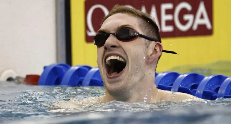 Nadador americano bate recorde mundial dos 50m costas nos EUA