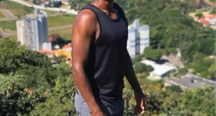 Naioto Santos  de 28 anos morre em acidente, e duas pessoas ficaram feridas na Rodovia do sol, em Vila Velha