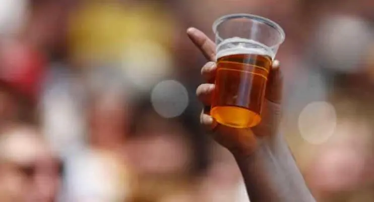 Não só da água se faz o vinho. Agora, também da urina se faz cerveja: confira!