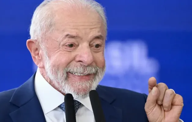 Não vamos sair da mesa de negociação, diz Lula sobre tarifaço de Trump