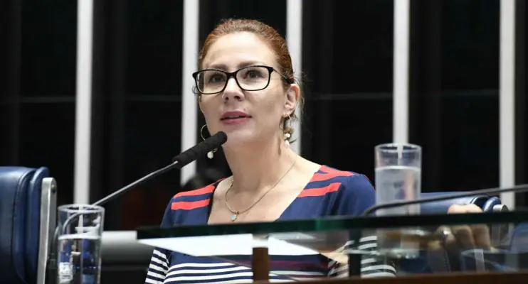 Dono de site pornô diz que Carla Zambelli alavancou vendas