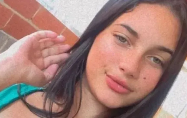 Nayara de 17 anos morre após ser arremessada da garupa da moto do namorado