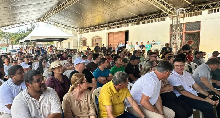 Nomes centrais da política capixaba se reúnem em Nova Venécia durante agenda do Governo