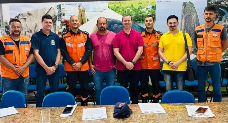 Nova Venécia firma convênio com Corpo de Bombeiros para reforçar atendimento a emergências