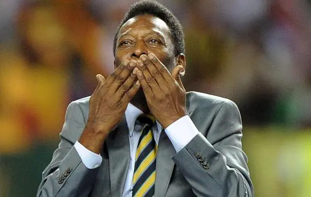 Novo boletim médico diz que Pelé dá boa resposta ao tratamento respiratório
