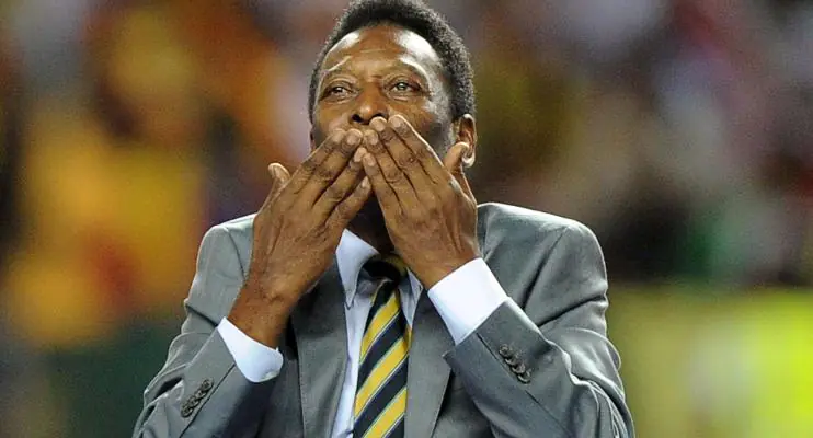 Novo boletim médico diz que Pelé dá boa resposta ao tratamento respiratório