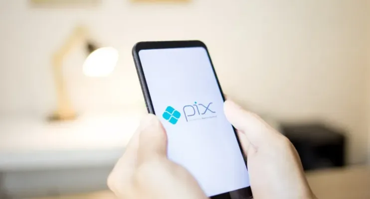Novo golpe digital usa jogos falsos para roubar dinheiro via Pix