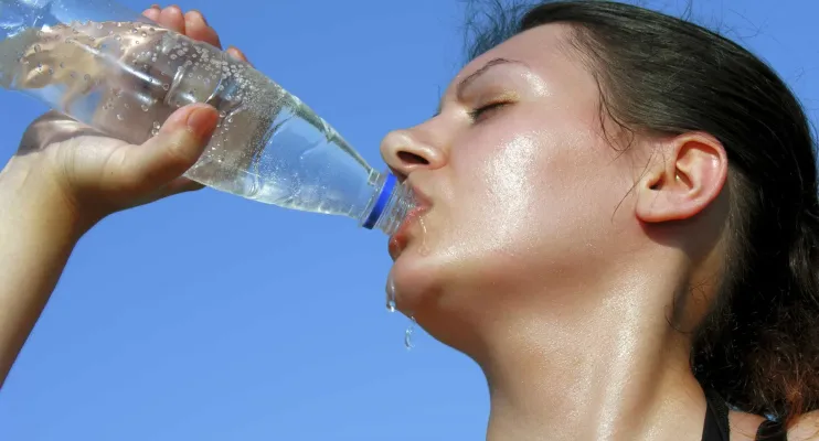Nutricionista dá dicas para manter a saúde durante ondas de calor