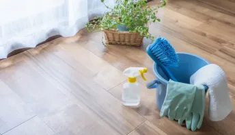 O erro de limpeza que só está a deixar a sua casa mais suja