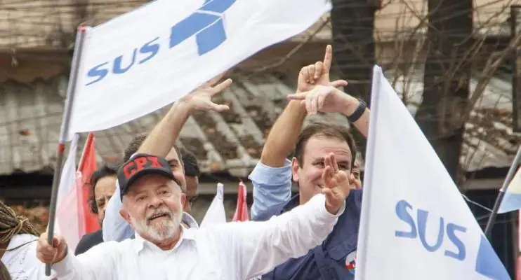 O que é a sigla CPX, alvo de fake news, no boné de Lula?