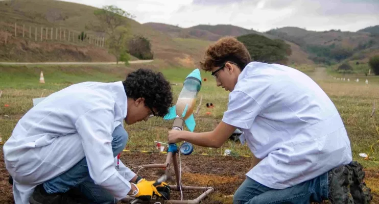 OBA e OBAFOG 2025 premiam estudantes e destaca participação das escolas públicas