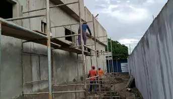 É obra pra todo lado: Com 50% de execução, obra do novo Creas avança em Pedro Canário