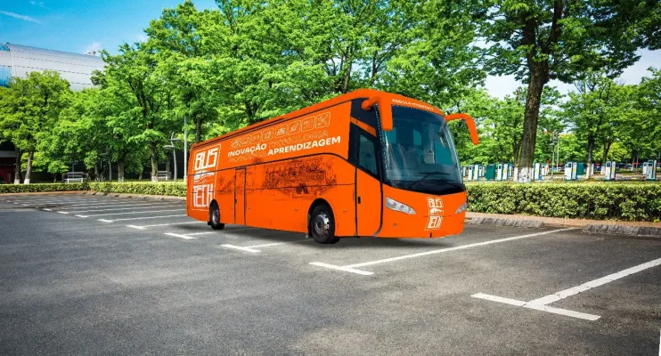 Ônibus tecnológico chega à Cachoeiro de Itapemirim ofertando cursos rápidos e gratuitos