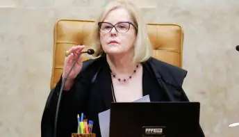 Orçamento secreto é 'coberto por manto de névoas', diz Rosa