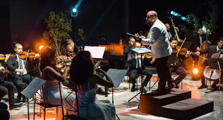 Orquestra Filarmônica Moderna Brasileira apresenta concerto especial de Natal em Vila Velha