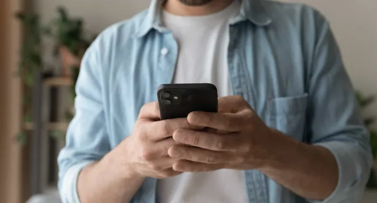 Os 5 tipos de aplicativos que não deve instalar no celular