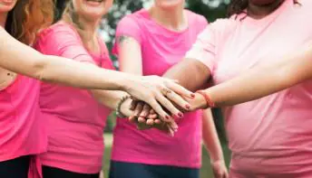 Outubro Rosa: 5 atitudes que fazem a diferença na prevenção do câncer de mama