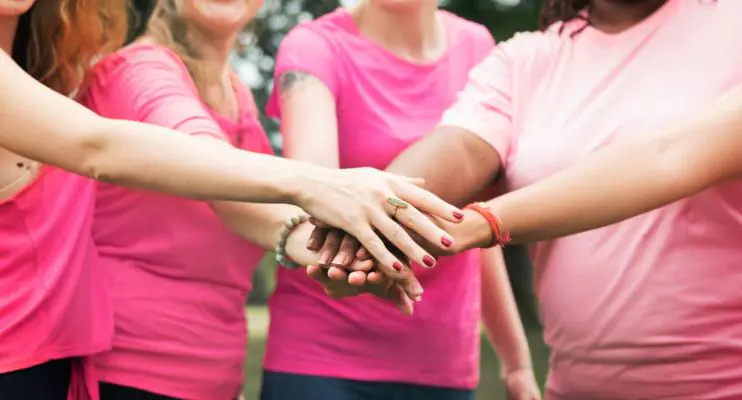 Outubro Rosa: 5 atitudes que fazem a diferença na prevenção do câncer de mama