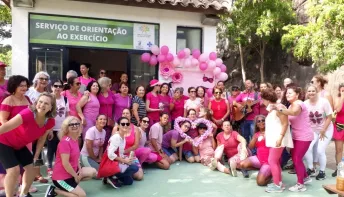 Outubro Rosa: Saúde de Vitória segue com ações de conscientização