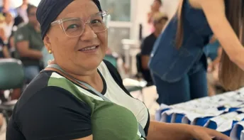 Pacientes atendidos pelo SUS recebem 130 óculos em Pinheiros