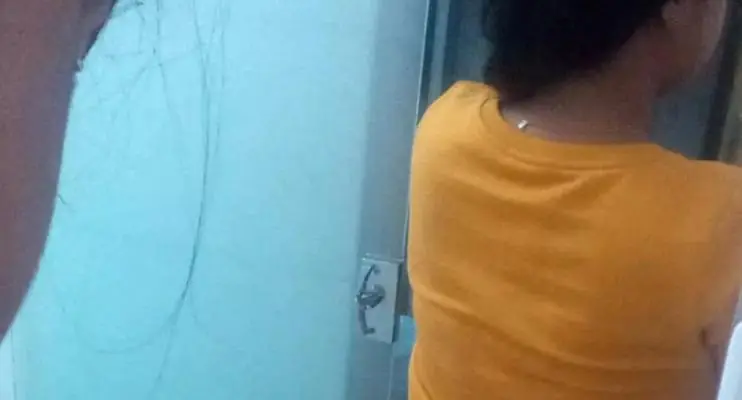 Pai que disse que só compraria uniforme escolar para filha se pudesse estuprá-la é solto 