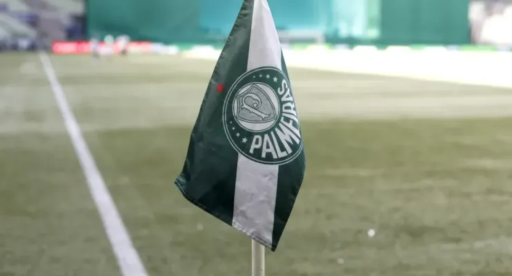 Palmeiras rebate críticas ao gramado sintético e questiona falta de base científica