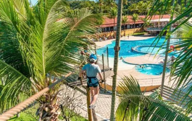 Parque de Aventuras aproxima famílias no Porto Seguro Praia Resort