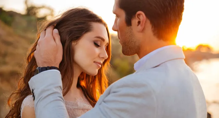 Partes do corpo que podem apimentar o romance entre quatro paredes