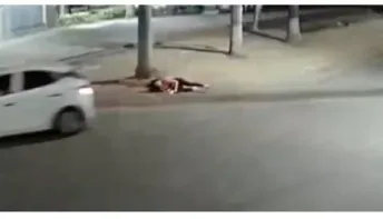 Passageira cai de carro, mas consegue fugir durante tentativa de assalto a tiros no ES