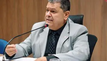 Paulo Fundão tranquiliza servidores ao garantir diálogo para resolver decênio