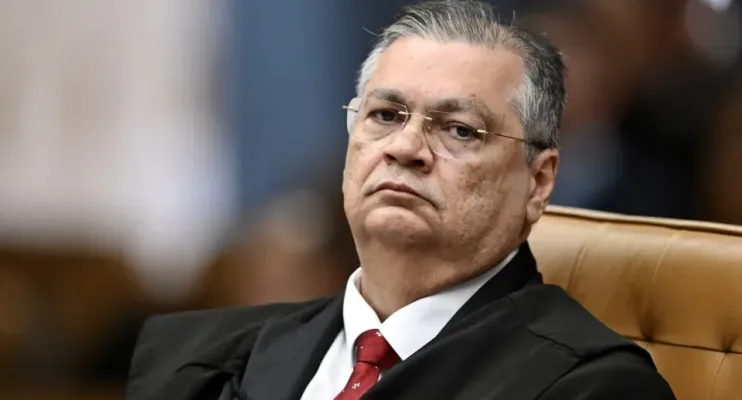 Penduricalhos: Gilmar fala em balbúrdia; Dino critica ganhos fora do teto
