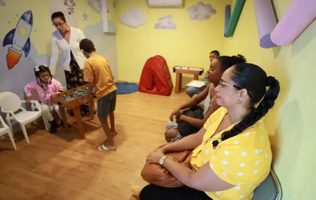 Pessoas com deficiência intelectual e autismo contam com nova unidade para acompanhamento multidisciplinar na Bahia